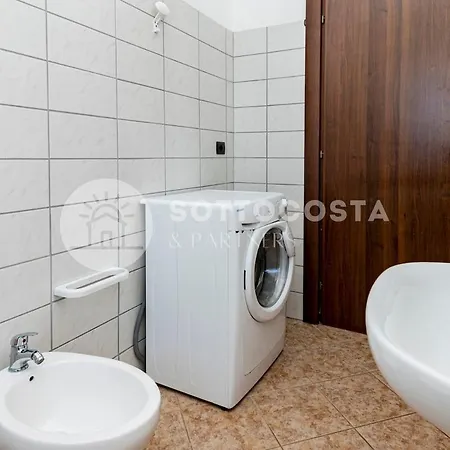 Mello * Torre Lapillo