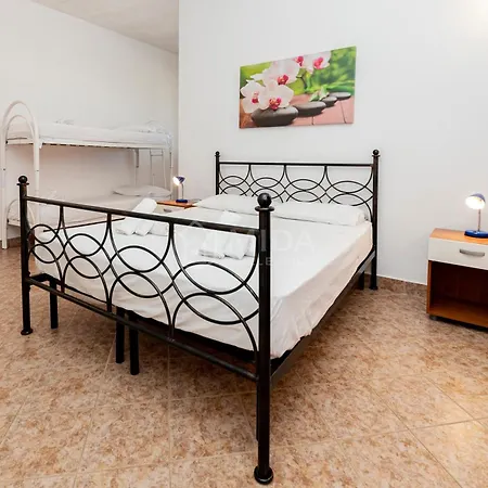 Mello Villa Torre Lapillo